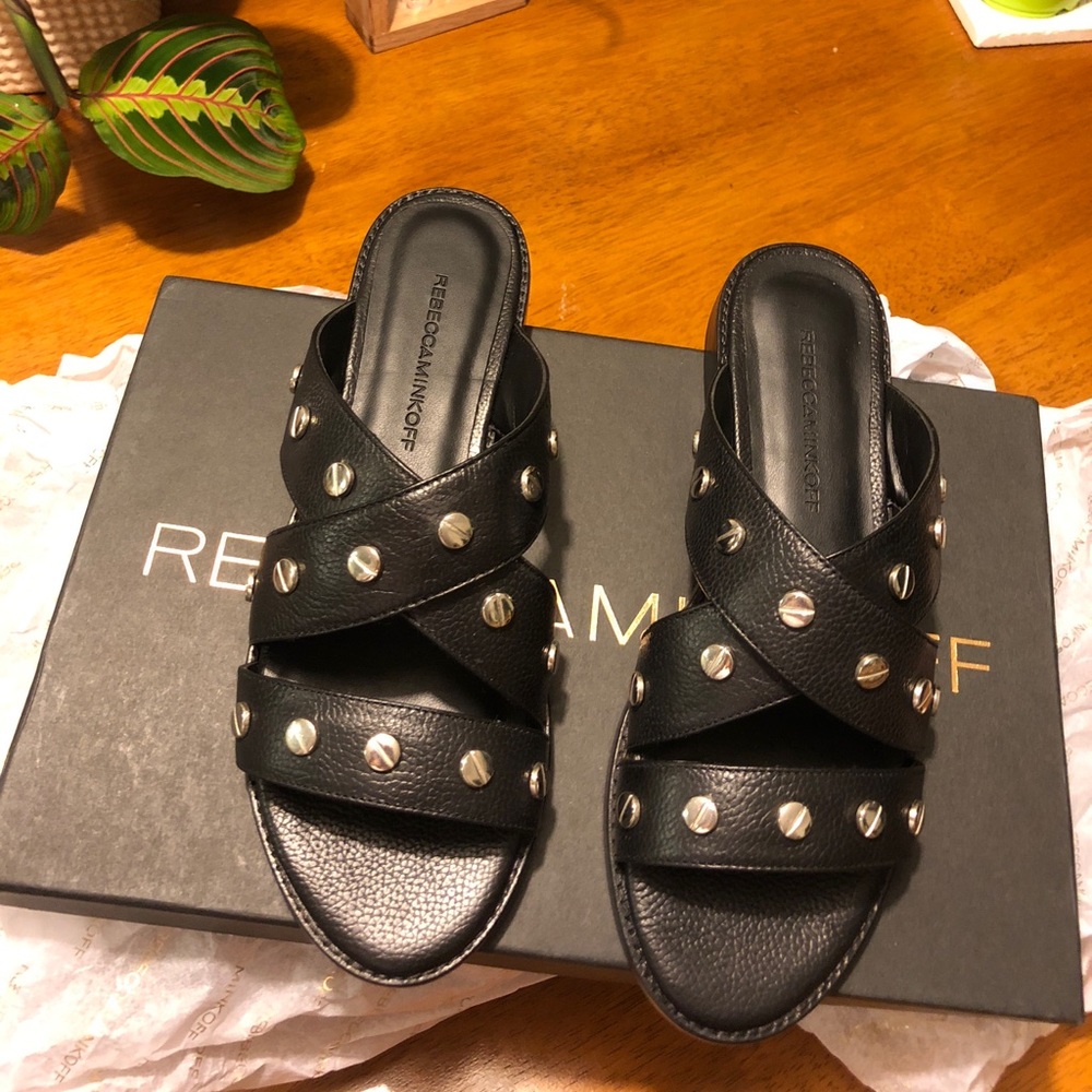 👏🏼BRAND👏🏼NEW👏🏼Minkoff Studded Sandals